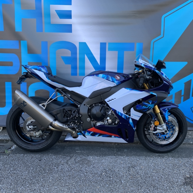 CBR1000RR-R BRAKE DISK | The Blue2 Sky